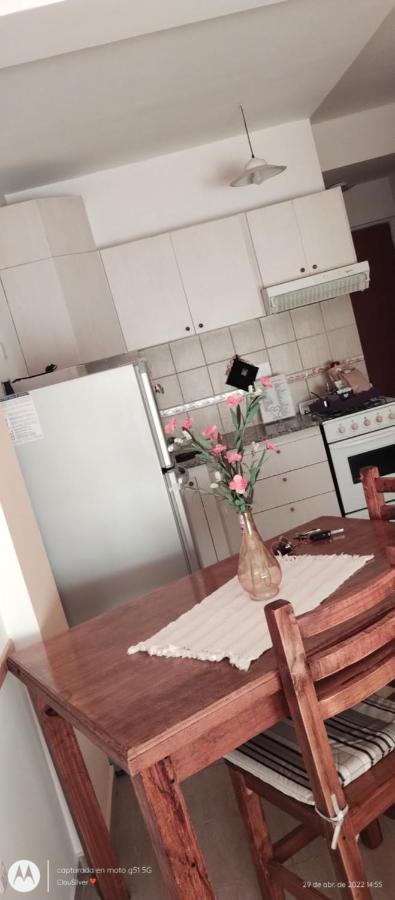 Acogedor Monoambiente Con Parking Apartment Neuquen Exterior photo